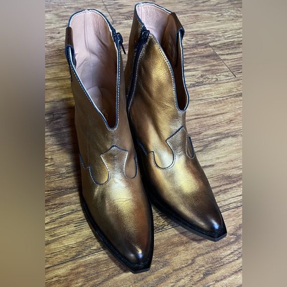 Belang Golden Western Leather Boots – US 11W / EU 41 – Made in Spain - Picture 1 of 9
